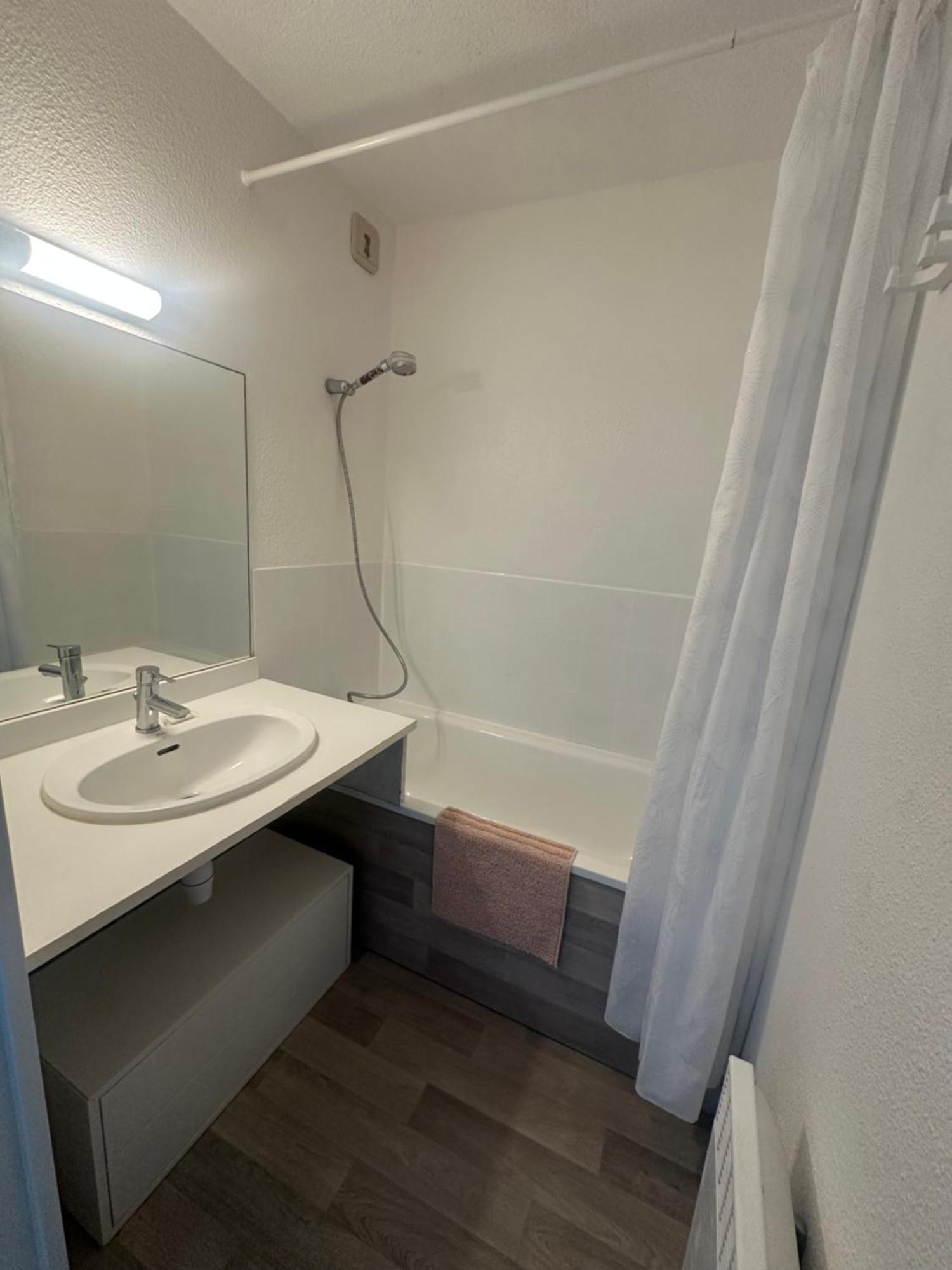 Bleu Marine Apts Лакано Экстерьер фото