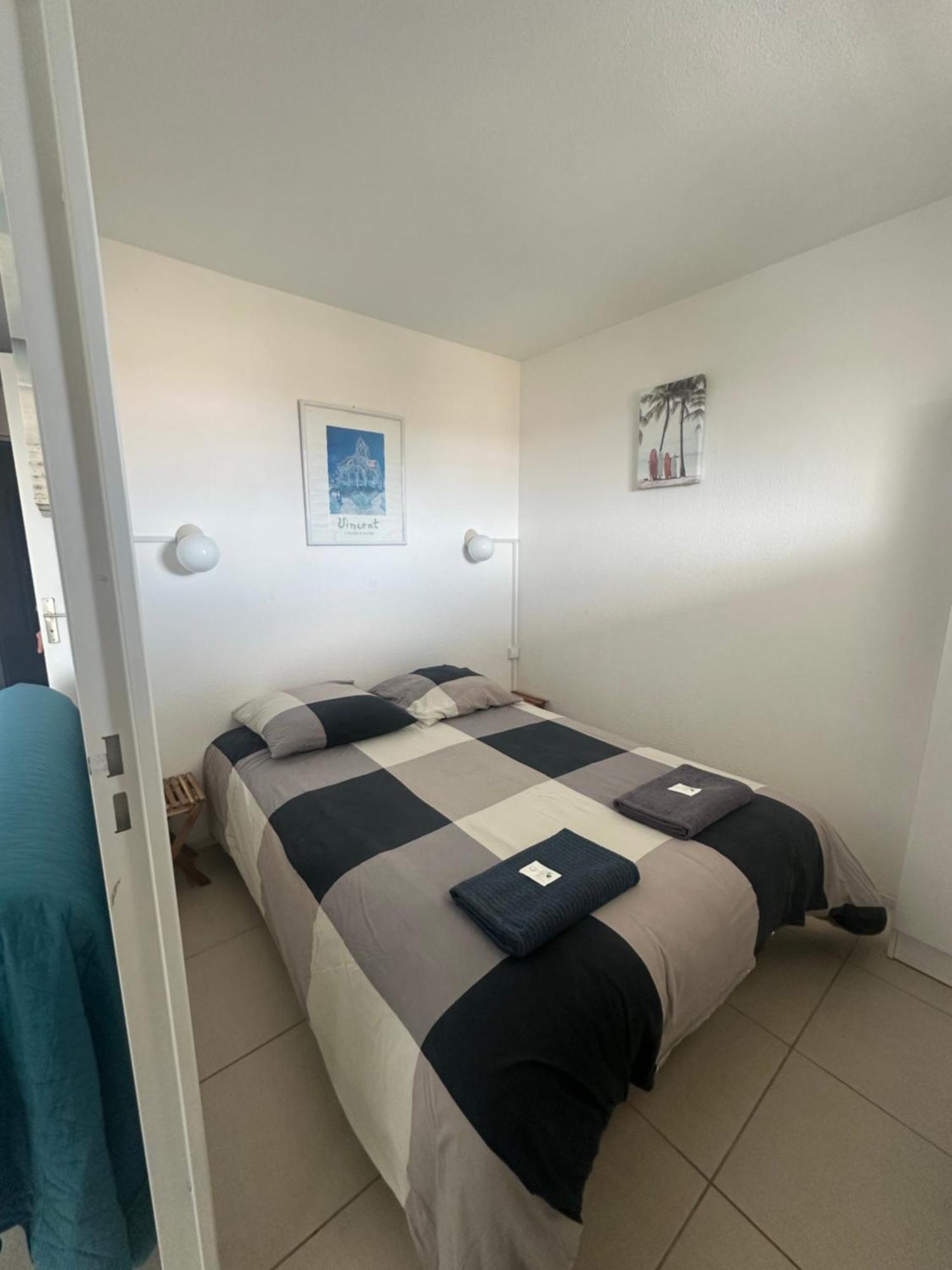 Bleu Marine Apts Лакано Экстерьер фото